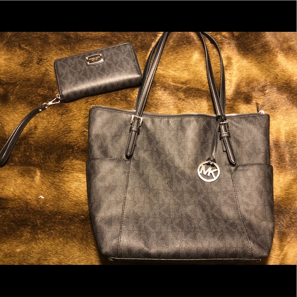 Michael Kors set